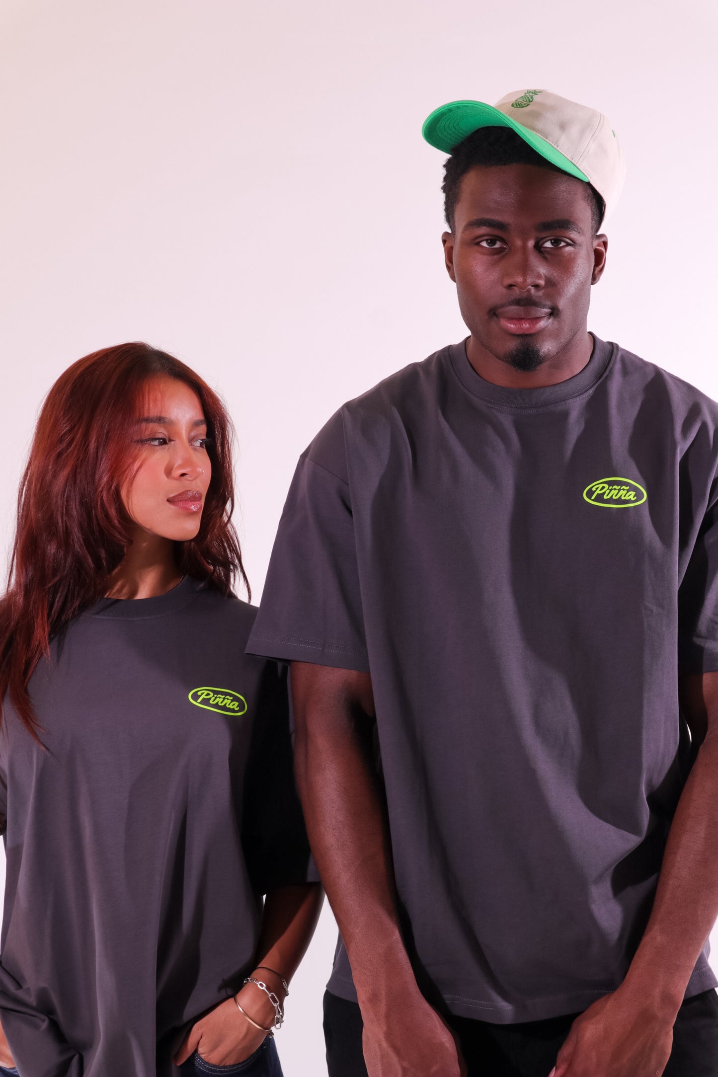 Classic Piñña Oval Logo Tee - Grey