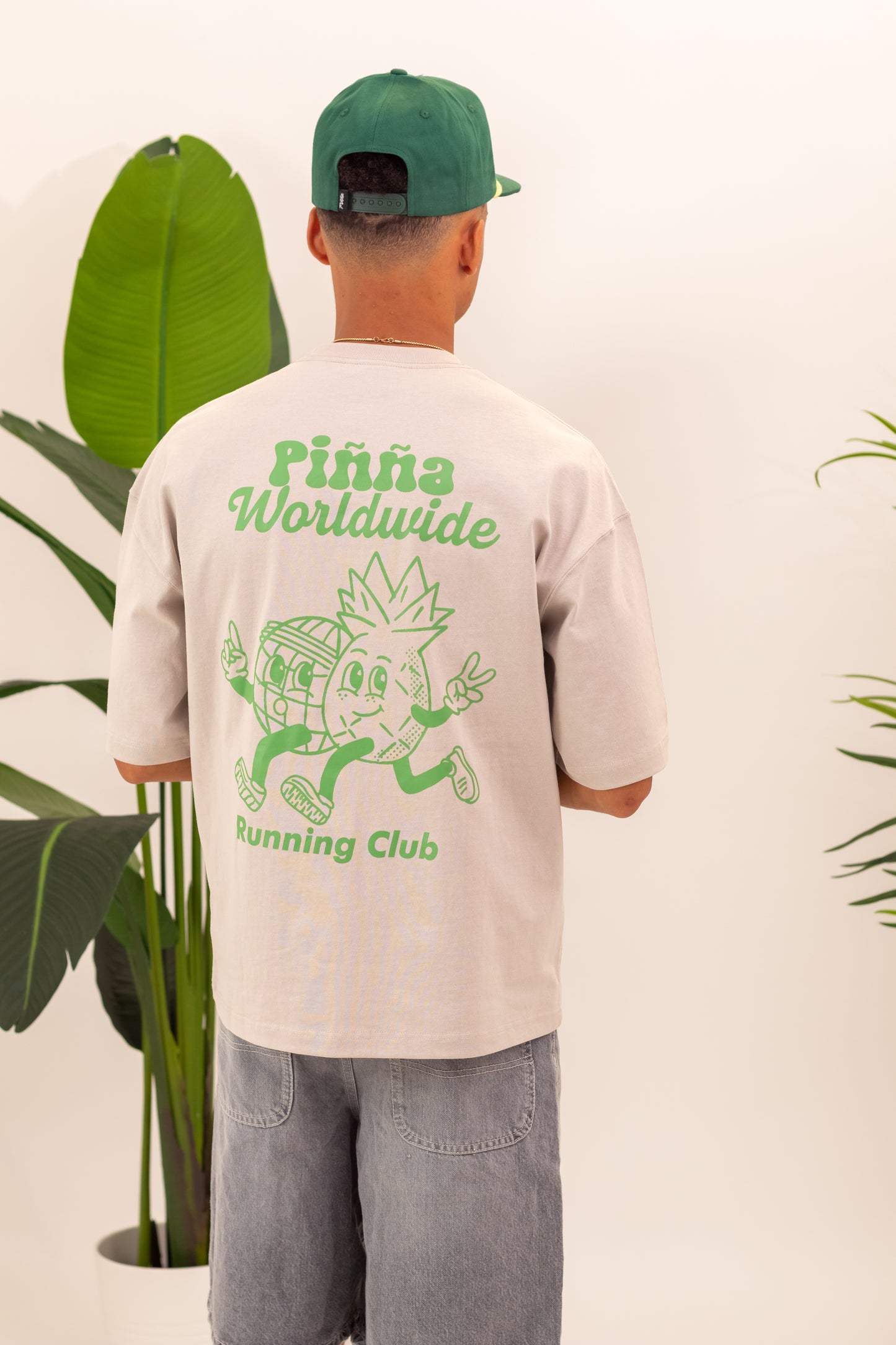 Piñña Running Club Tee - Beige